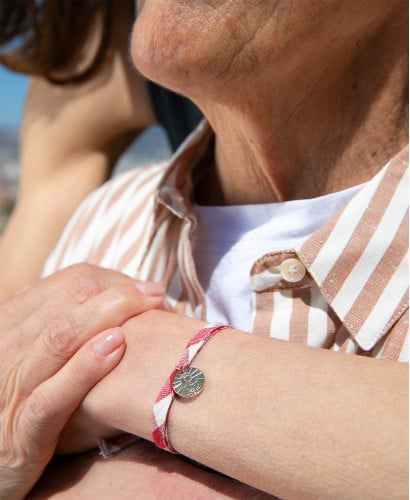 bracelet medaillon madone