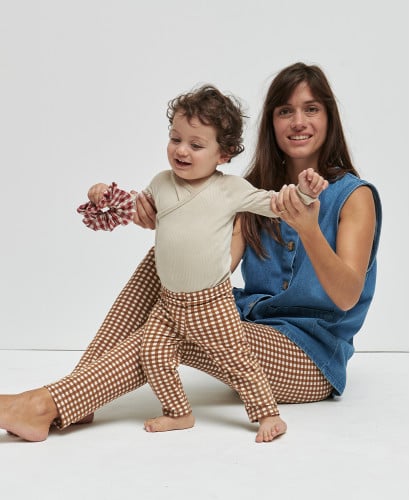 Duo leggings vichy camel maman/enfant l Leggings Confortables & Stylés